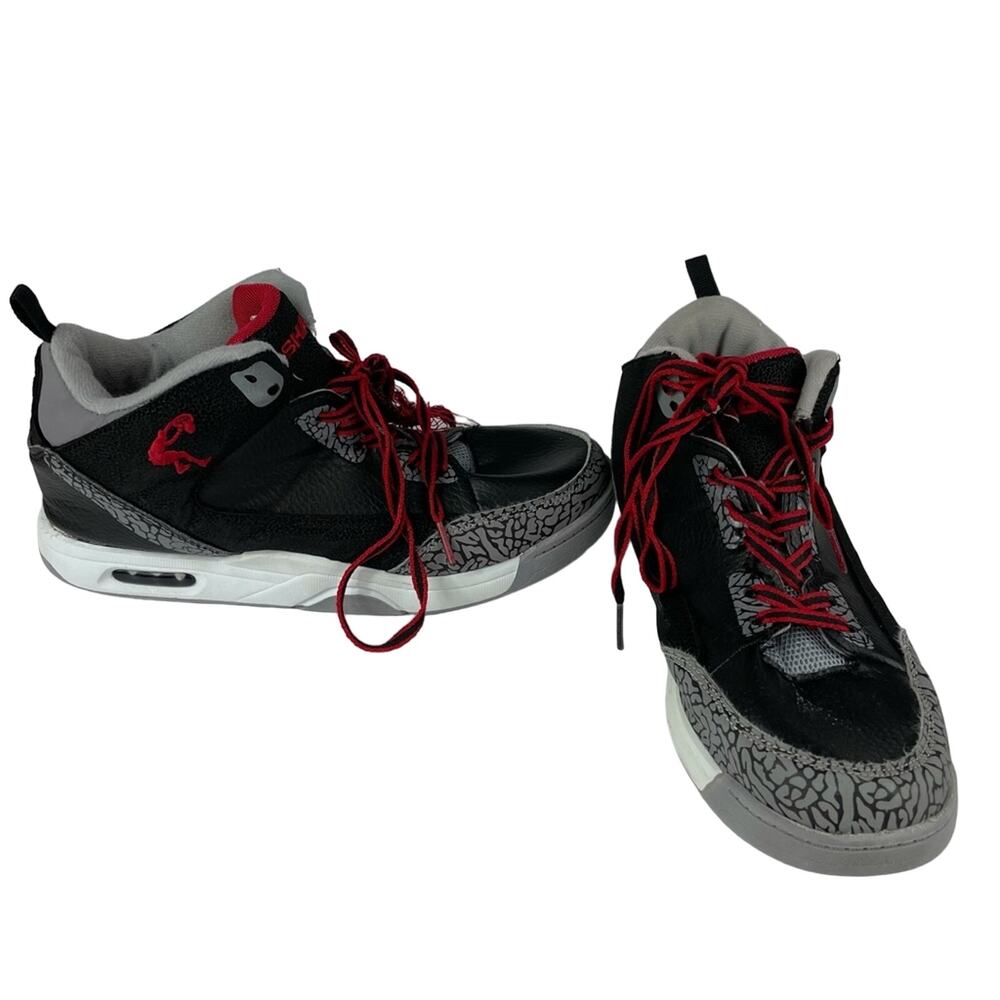 Shaq Youth High Top Shoes size 6
